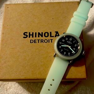 Shinola Detrola UFO....38mm. It Glows!!! Unisex
